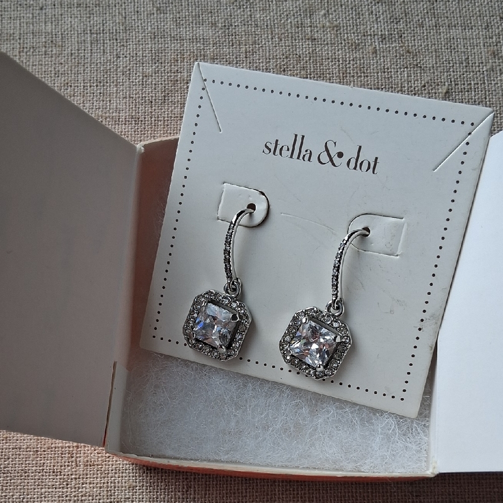 Stella & Dot Earrings